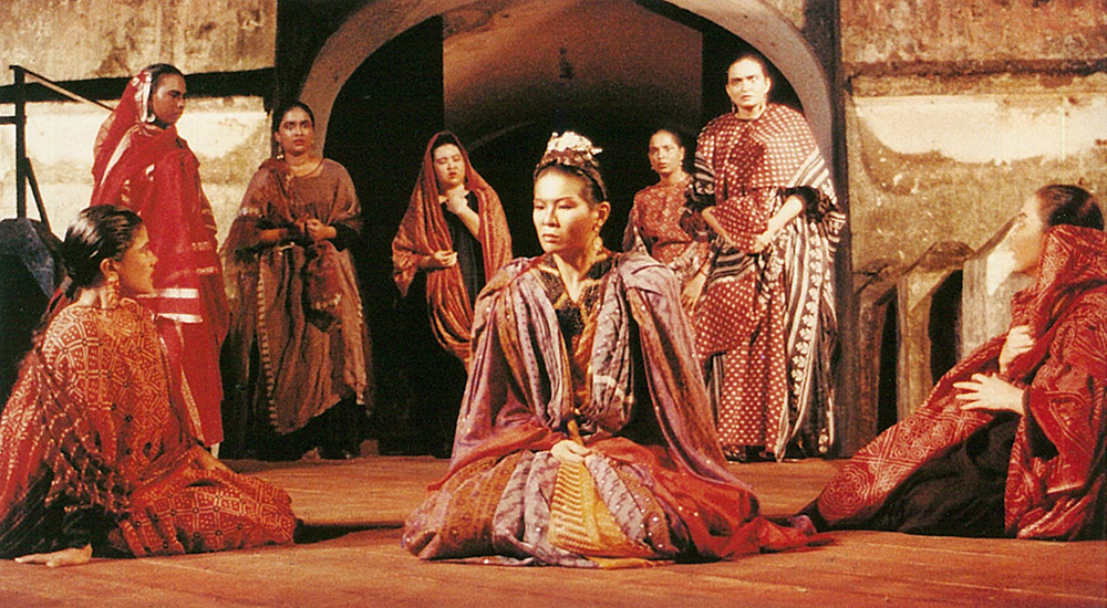 A scene from "Medea" (1988), staged outdoors in Fort Canning Park.