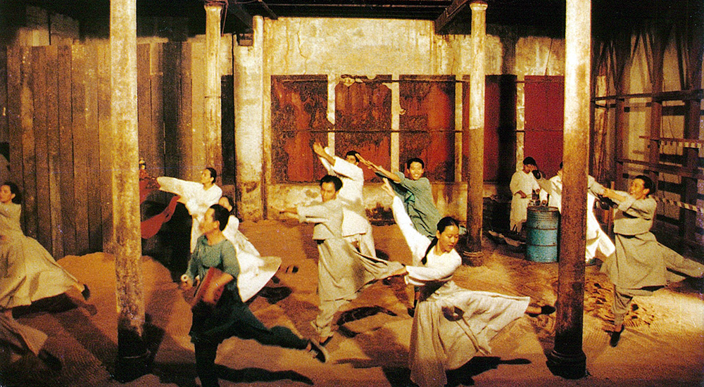 "The Conference of the Birds" (1991) was staged in a disused warehouse on Merbau Road, the current headquarters of Singapore Repertory Theatre. (Photo: Asia-in-Theatre Circus. Reproduced with permission.)